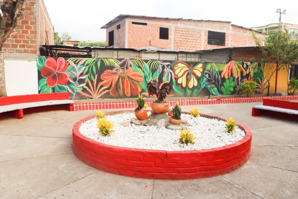 Restauran el parque “El Divino Niño” en Gigante, Huila